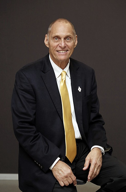 Alan Amron portrait